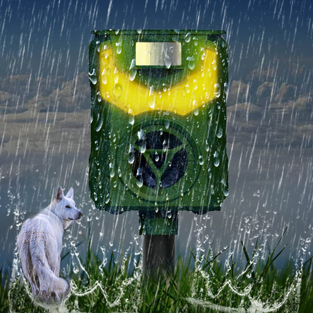 Smart Animal Repeller - Gets Deer, Squirrel, Raccoon, Rodents, Feral Cat, Skunk, Rabbit & Birds Out Of Your Garden